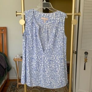 Banana Republic sleeveless blue/white top in Small